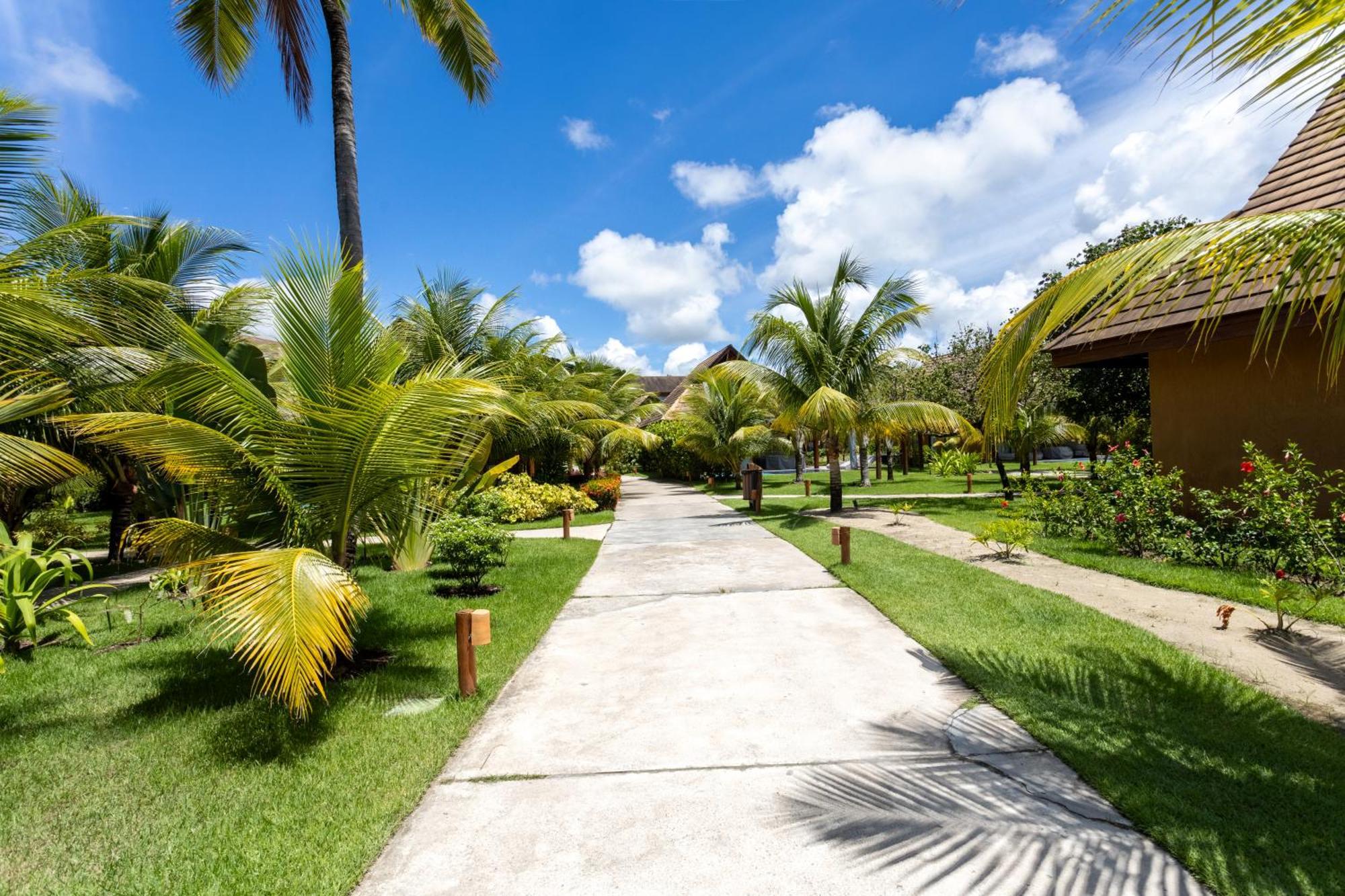 Vista Linda Eco Resort Carneiros Тамандаре Экстерьер фото